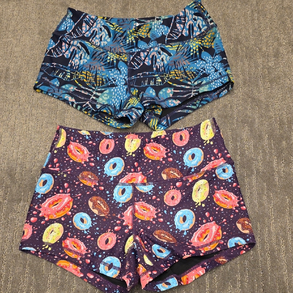Patterned Women's Shorts Set